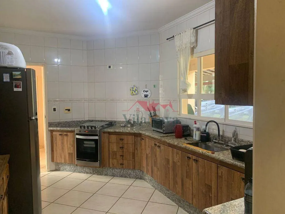 Chácara, 4 quartos, 1000 m² - Foto 1
