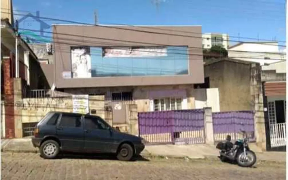 Casa, 3 quartos, 181 m² - Foto 1