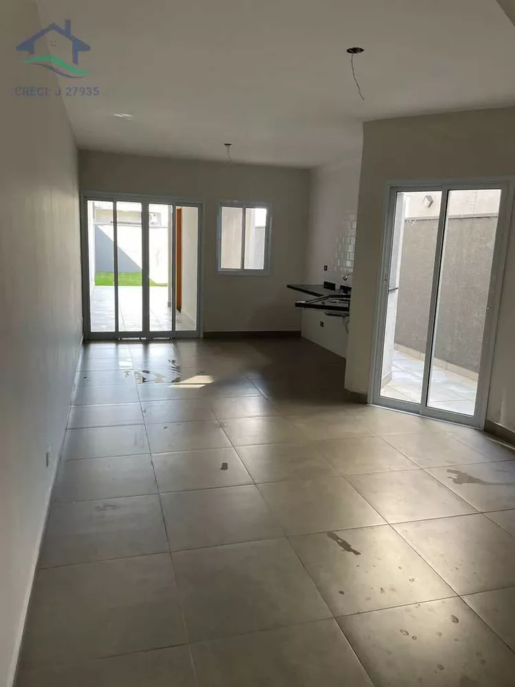 Sobrado à venda com 3 quartos, 131m² - Foto 2