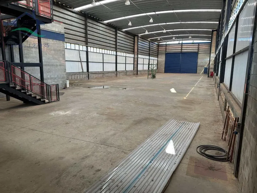 Depósito-Galpão, 1700 m² - Foto 2
