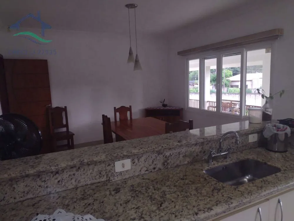 Chácara, 3 quartos, 4200 m² - Foto 1