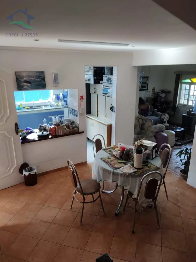 Casa, 3 quartos, 220 m² - Foto 2