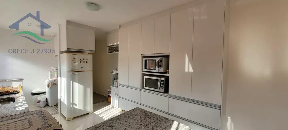 Casa à venda com 3 quartos, 160m² - Foto 6