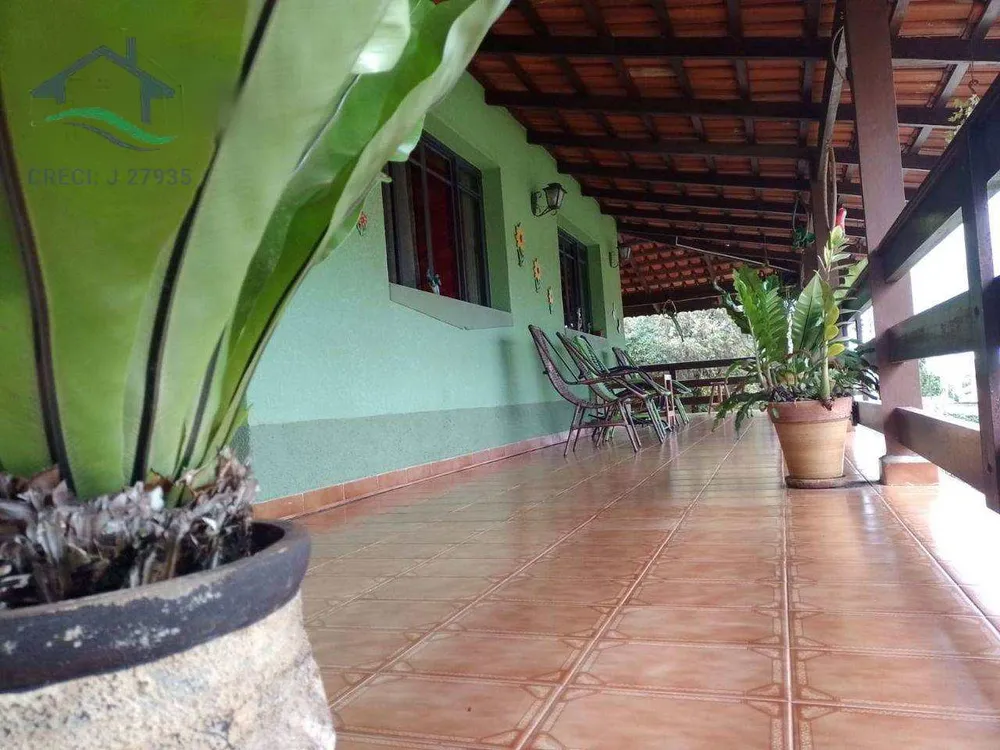Casa, 4 quartos, 243 m² - Foto 2