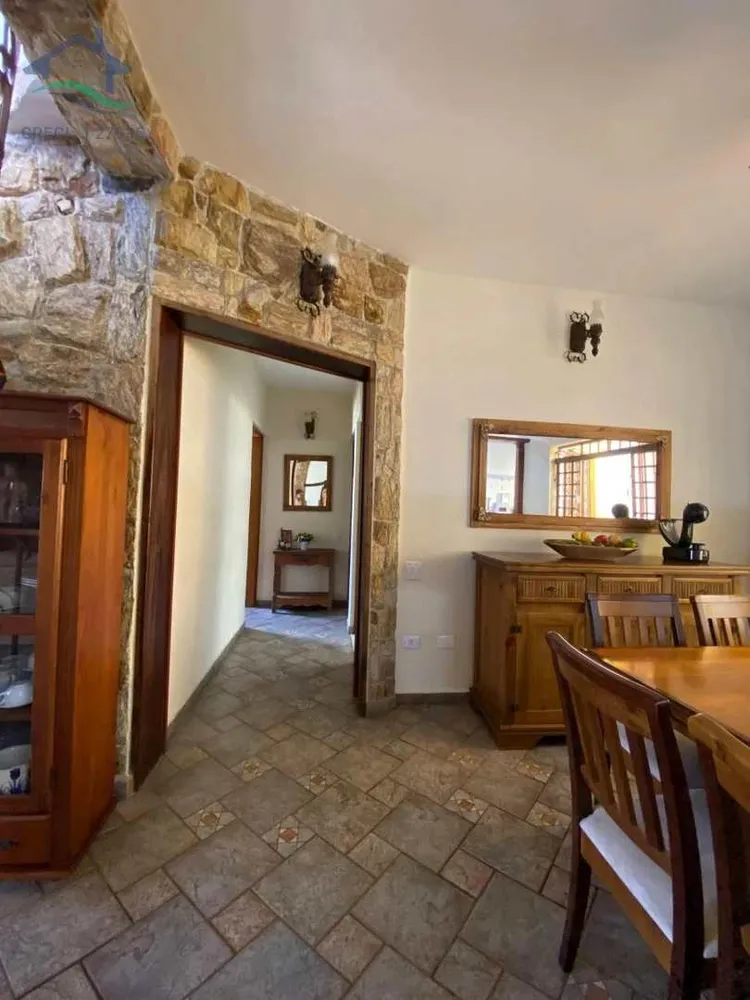 Casa, 4 quartos, 220 m² - Foto 3