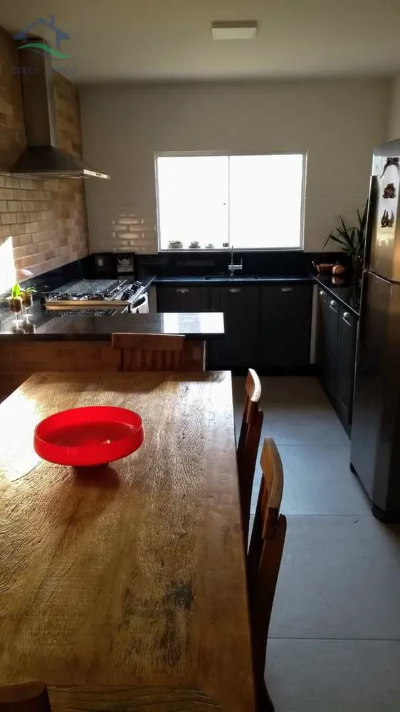 Sobrado, 3 quartos, 290 m² - Foto 3