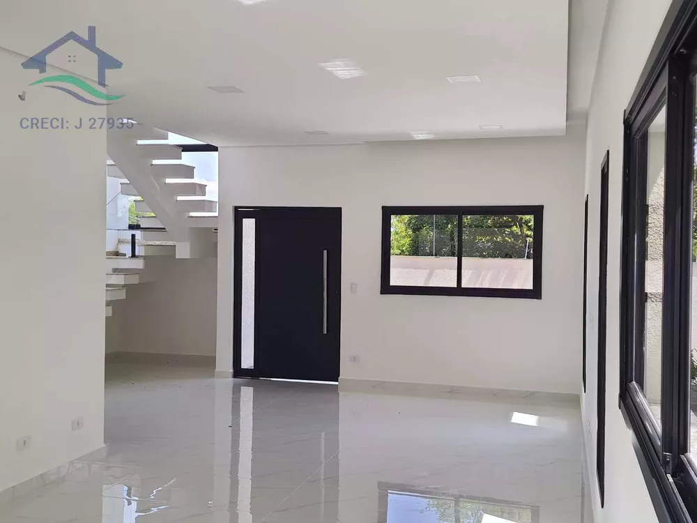 Casa de Condomínio à venda com 3 quartos, 174m² - Foto 2