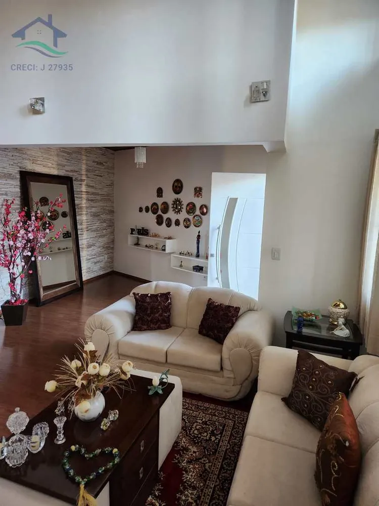 Casa, 3 quartos, 249 m² - Foto 4