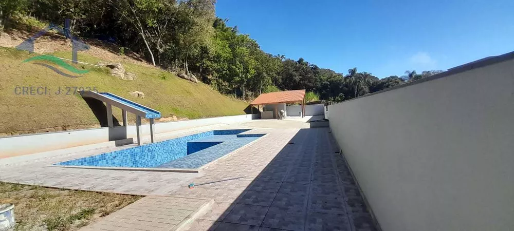 Casa de Condomínio à venda com 2 quartos, 82m² - Foto 1