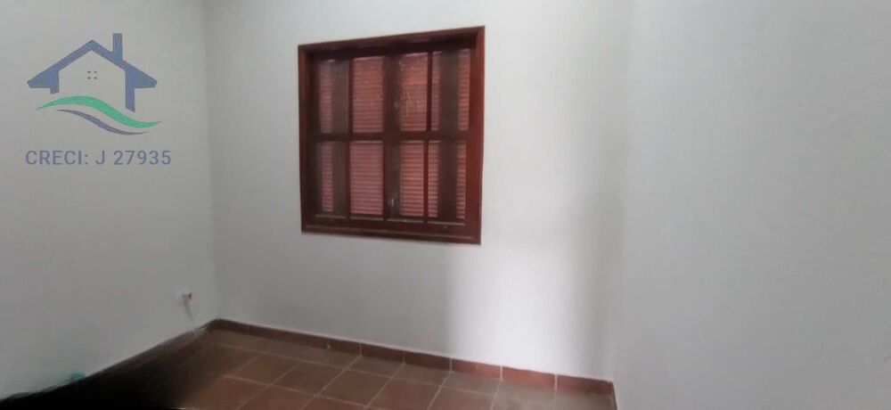 Chácara à venda com 2 quartos, 300m² - Foto 2