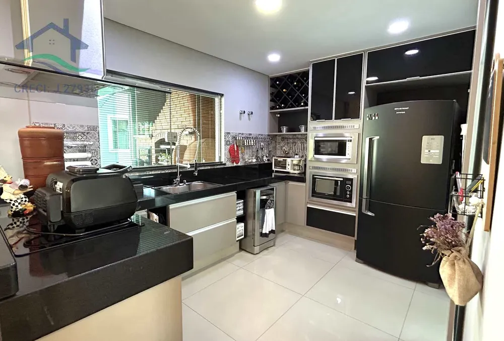 Casa, 4 quartos, 268 m² - Foto 10
