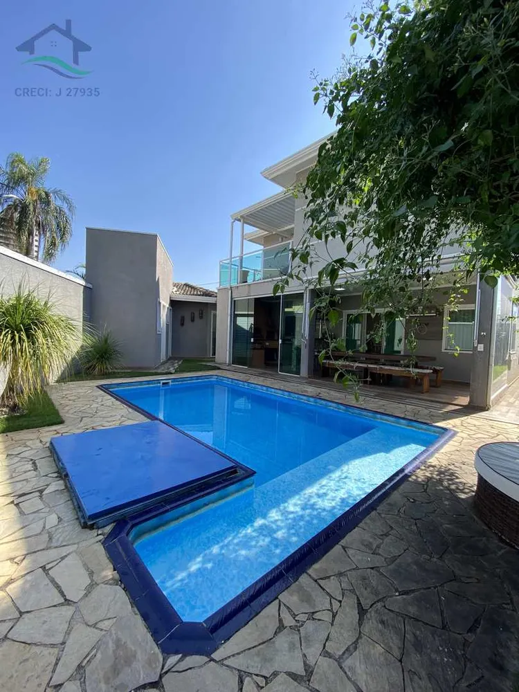 Casa, 4 quartos, 268 m² - Foto 1