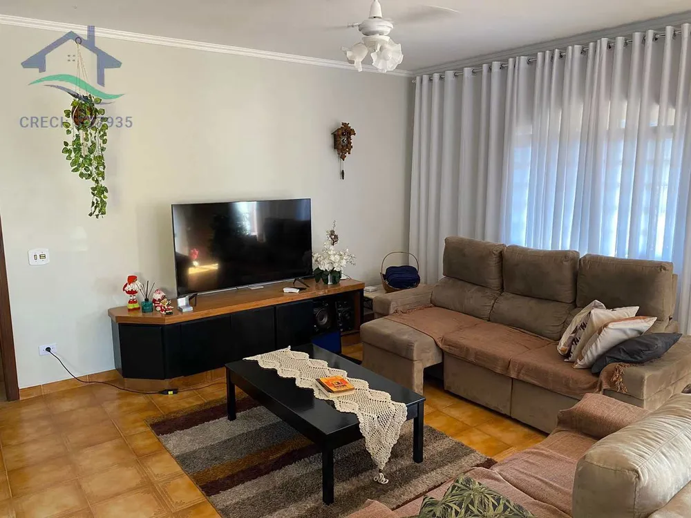 Casa, 3 quartos, 188 m² - Foto 1