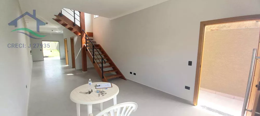 Casa à venda com 3 quartos, 122m² - Foto 8