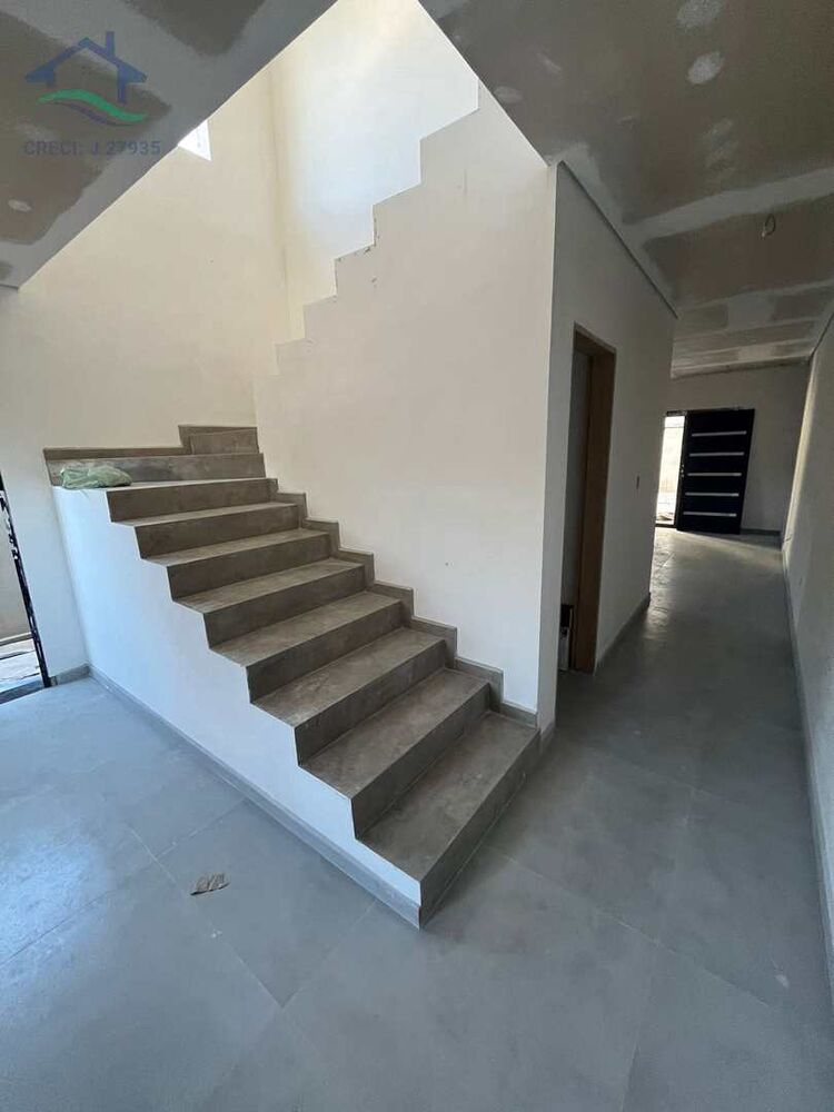 Casa, 3 quartos, 131 m² - Foto 2