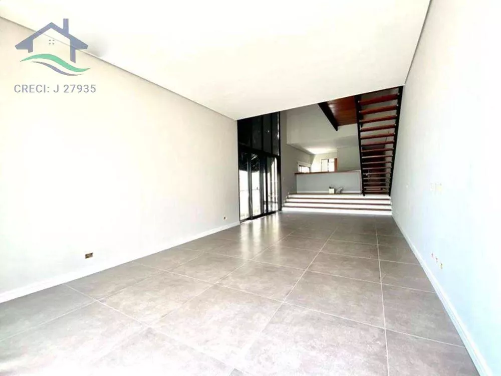 Casa à venda com 2 quartos, 166m² - Foto 5