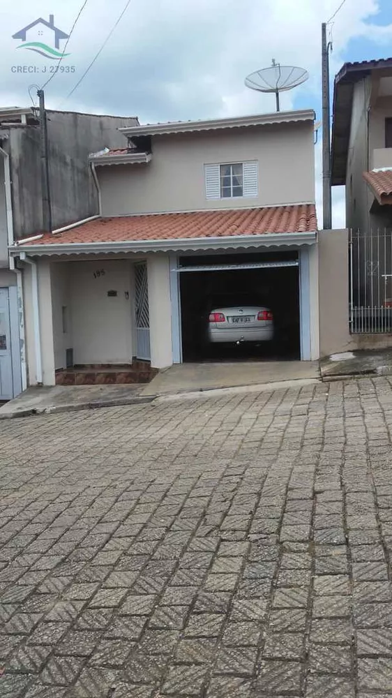 Sobrado à venda com 3 quartos, 170m² - Foto 1