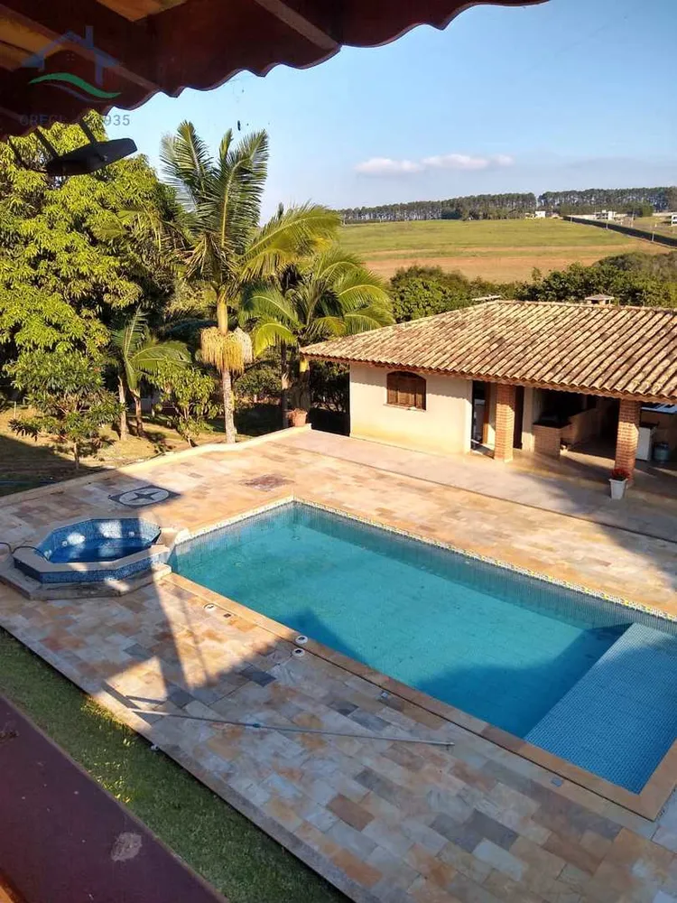 Chácara, 3 quartos, 2384 m² - Foto 2