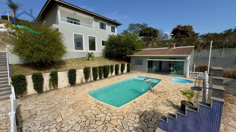 Sítio, 5 quartos, 1050 m² - Foto 1