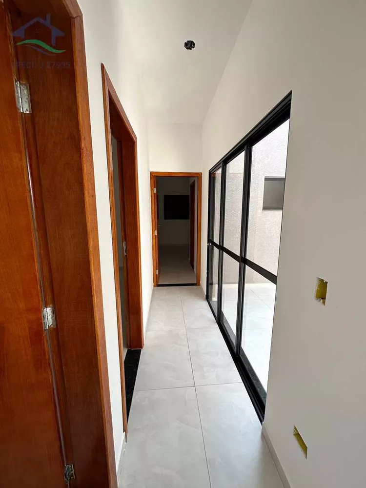 Casa à venda com 2 quartos, 67m² - Foto 5