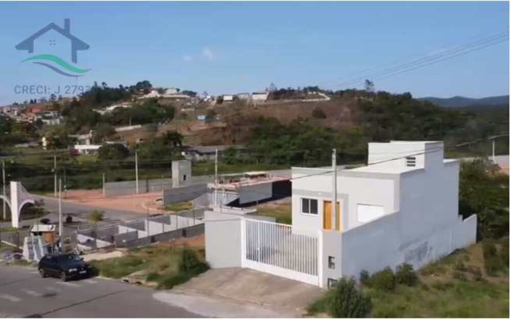 Casa à venda com 3 quartos, 104m² - Foto 11