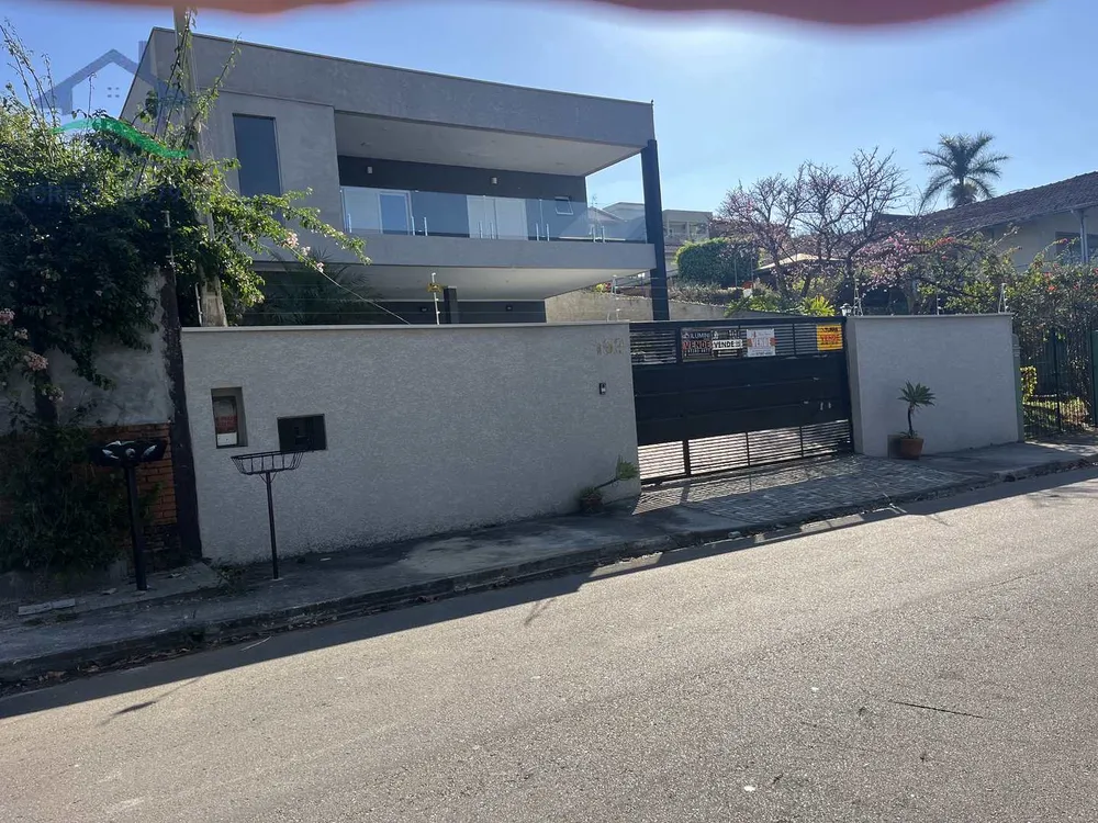 Casa, 4 quartos, 376 m² - Foto 1