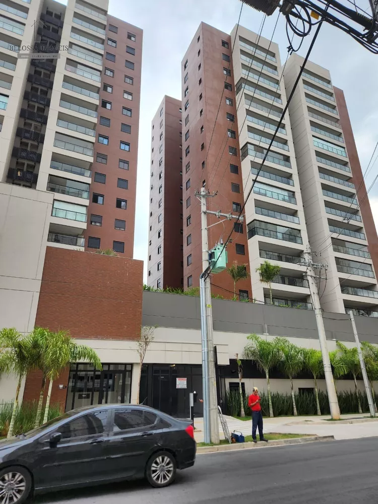 Apartamento à venda com 3 quartos, 141m² - Foto 2