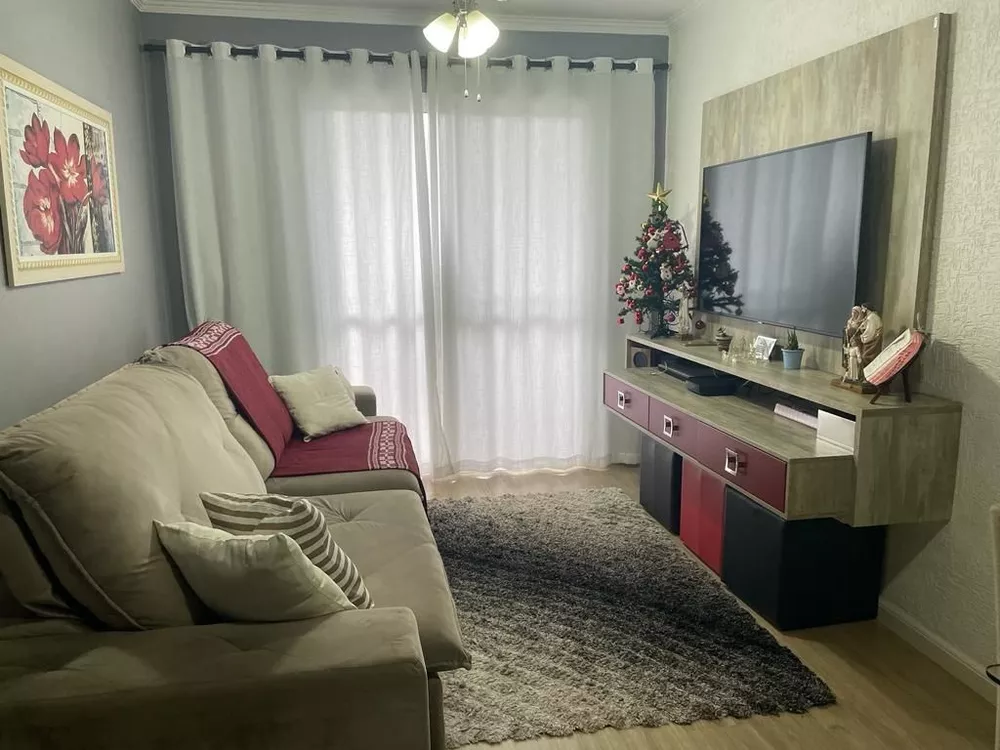 Apartamento à venda com 2 quartos, 61m² - Foto 4