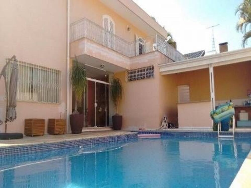 Casa para alugar com 5 quartos, 637m² - Foto 3