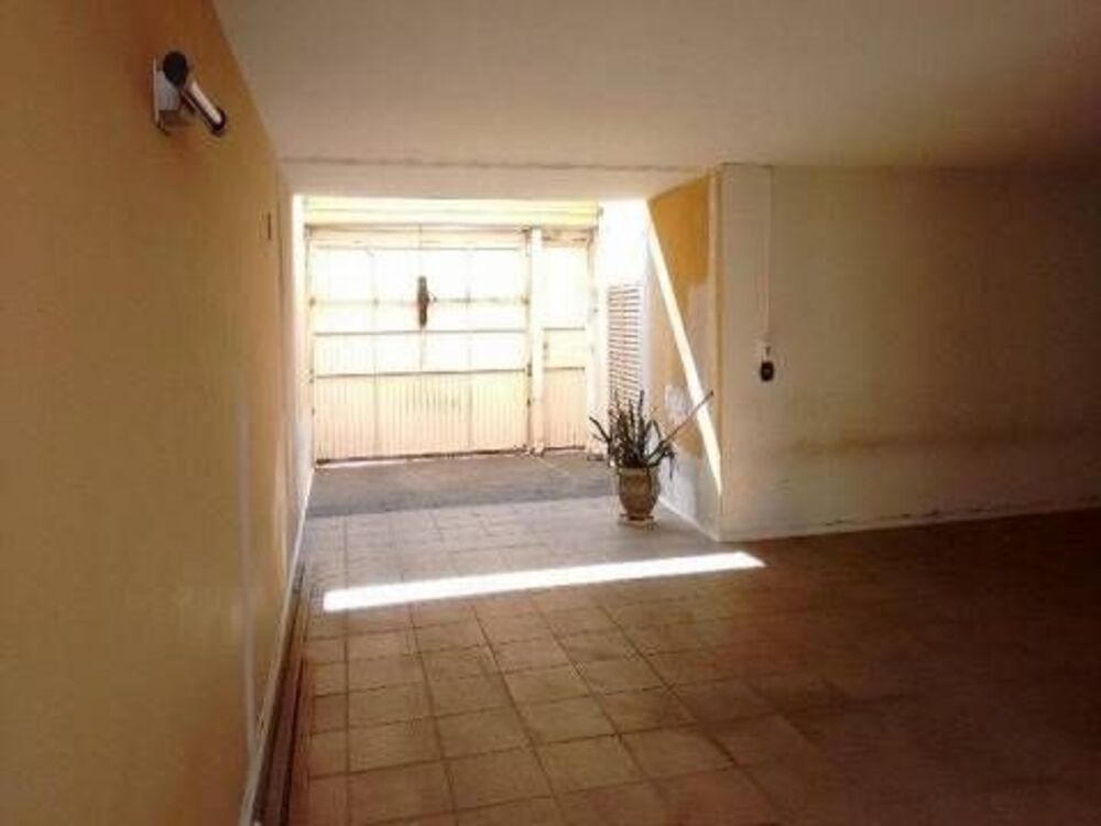 Casa para alugar com 5 quartos, 637m² - Foto 4