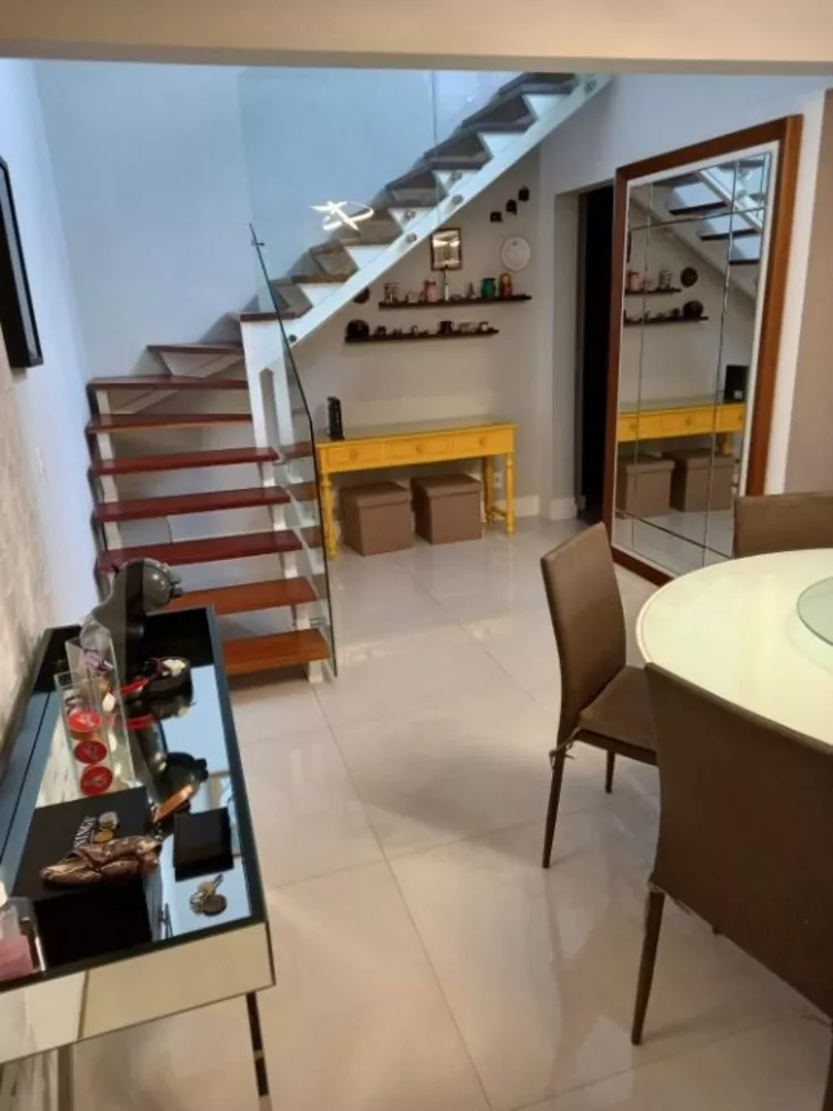 Apartamento à venda com 3 quartos, 190m² - Foto 2