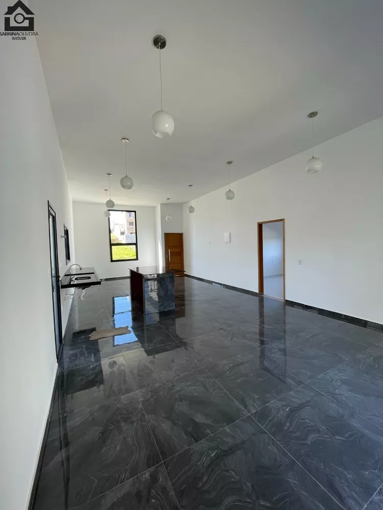 Casa à venda com 3 quartos, 168m² - Foto 5