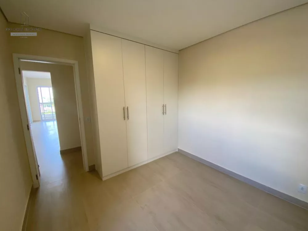 Apartamento à venda com 3 quartos, 130m² - Foto 2