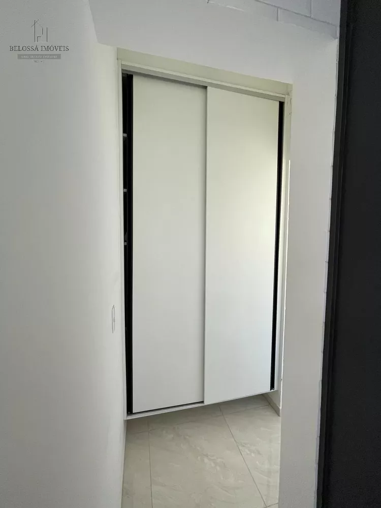 Casa à venda com 3 quartos, 300m² - Foto 16