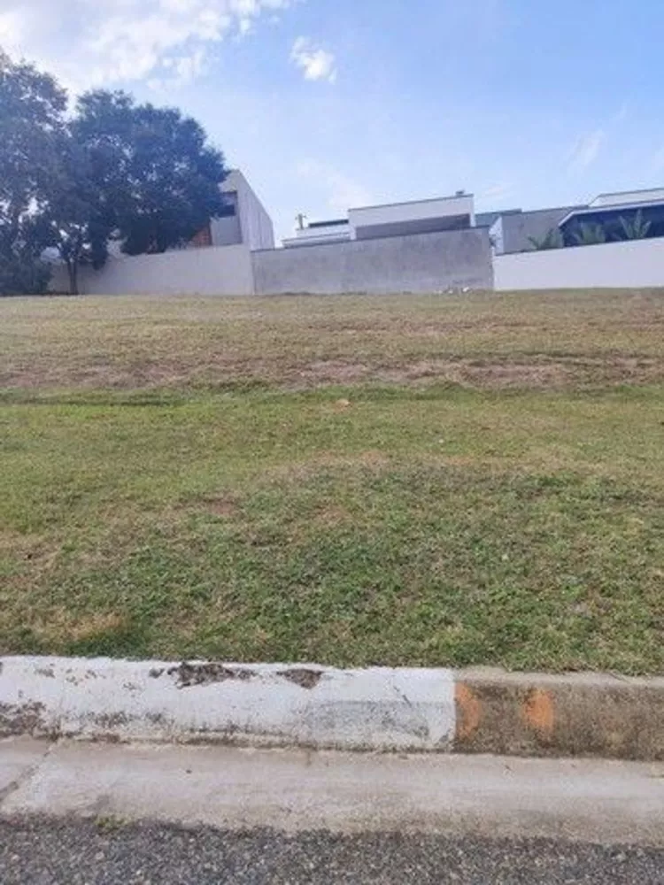 Terreno à venda, 250m² - Foto 1