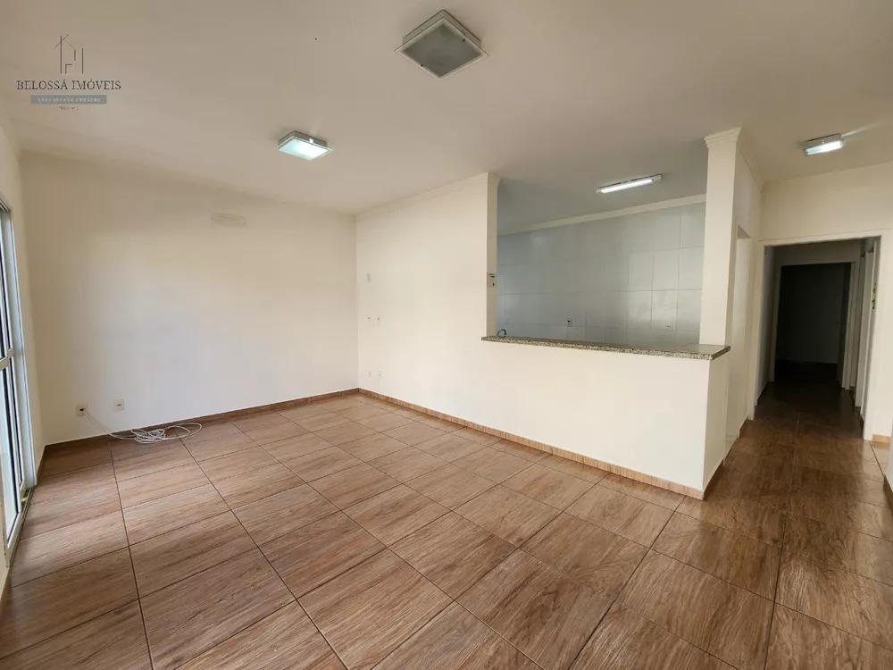 Casa à venda com 3 quartos, 200m² - Foto 1