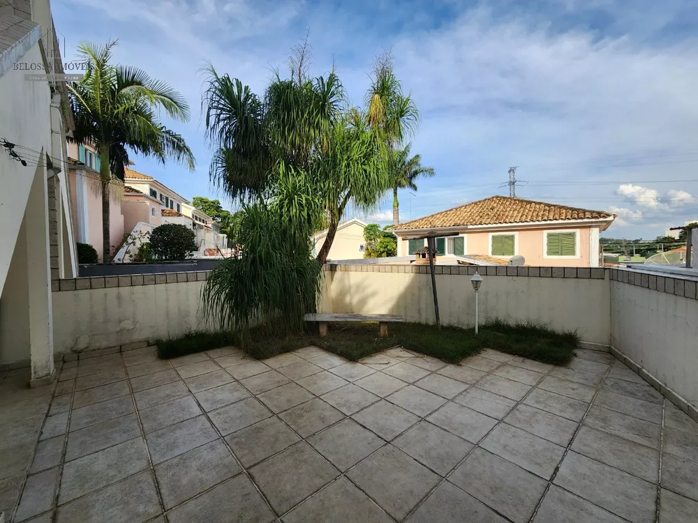 Casa à venda com 3 quartos, 383m² - Foto 2