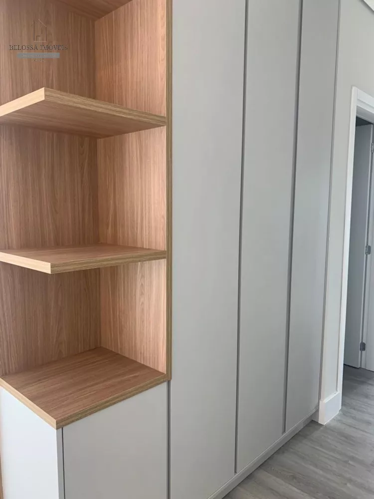 Casa à venda com 3 quartos, 250m² - Foto 8