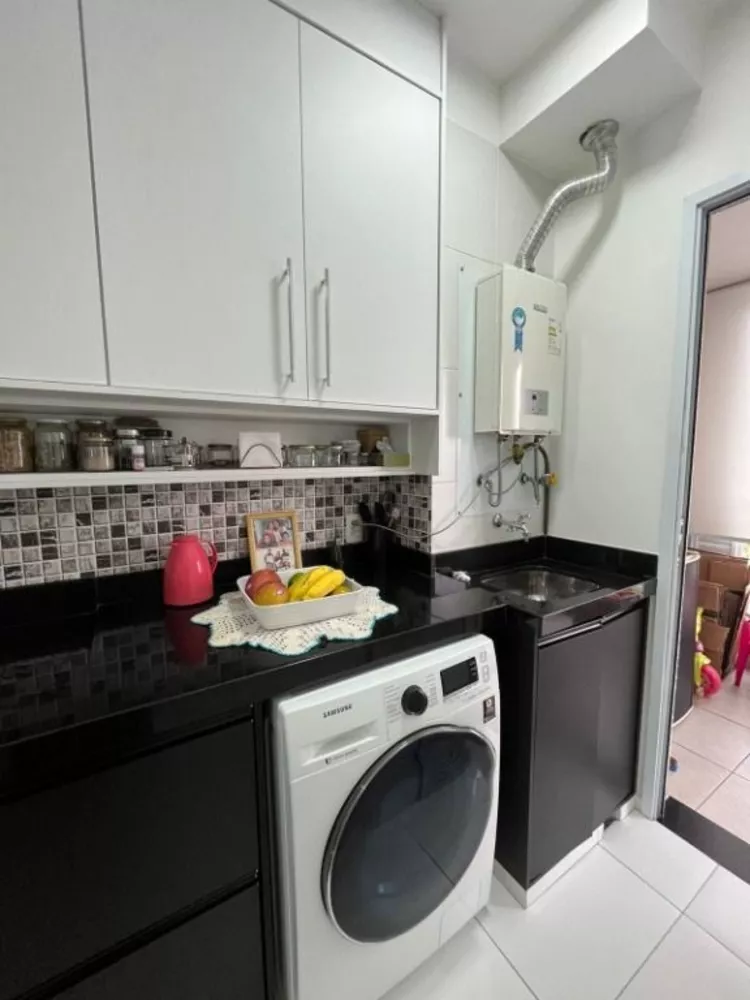 Apartamento à venda com 2 quartos, 67m² - Foto 6