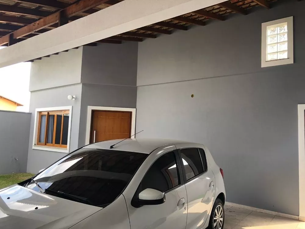 Casa à venda com 3 quartos, 250m² - Foto 3