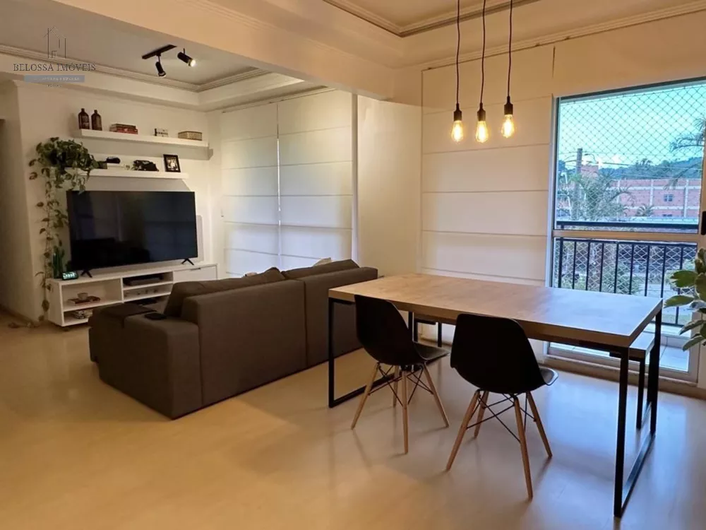 Apartamento à venda com 6 quartos, 142m² - Foto 4