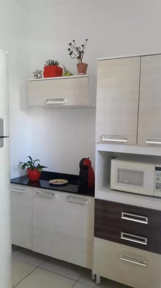 Casa à venda com 3 quartos, 89m² - Foto 4