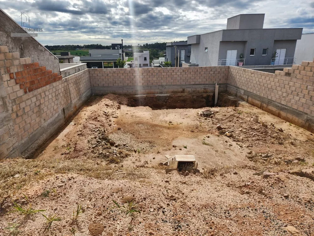 Terreno à venda, 300m² - Foto 1