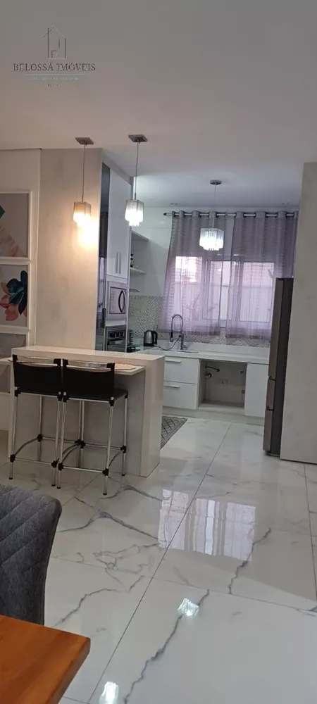 Casa para alugar com 4 quartos, 300m² - Foto 5