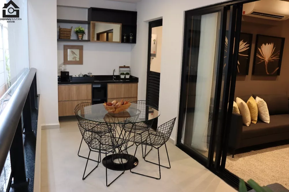 Apartamento à venda com 3 quartos, 95m² - Foto 1