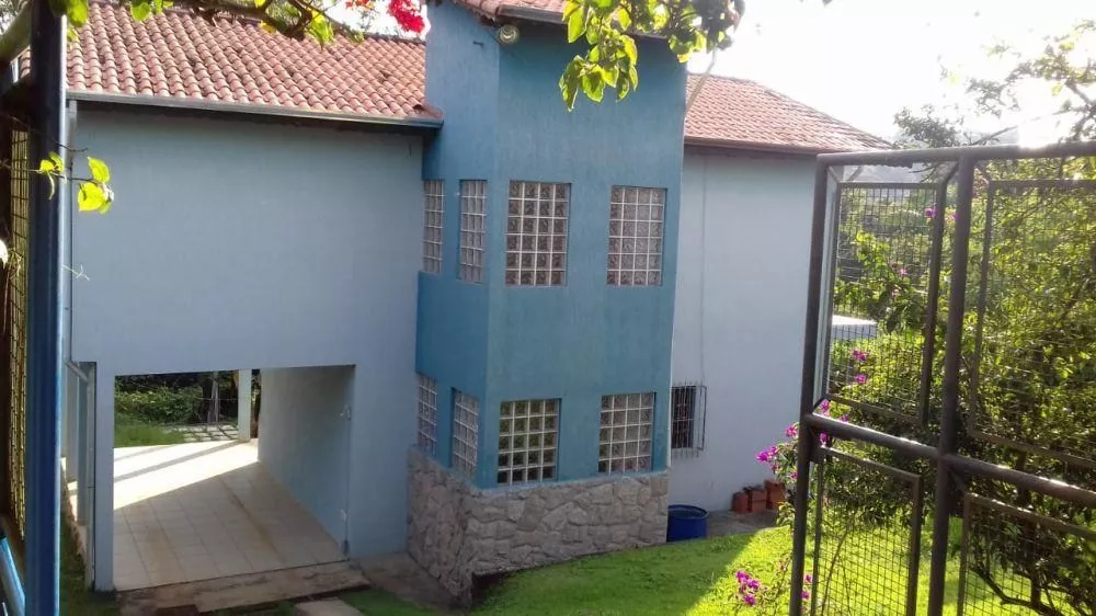 Chácara à venda com 3 quartos, 1000m² - Foto 1