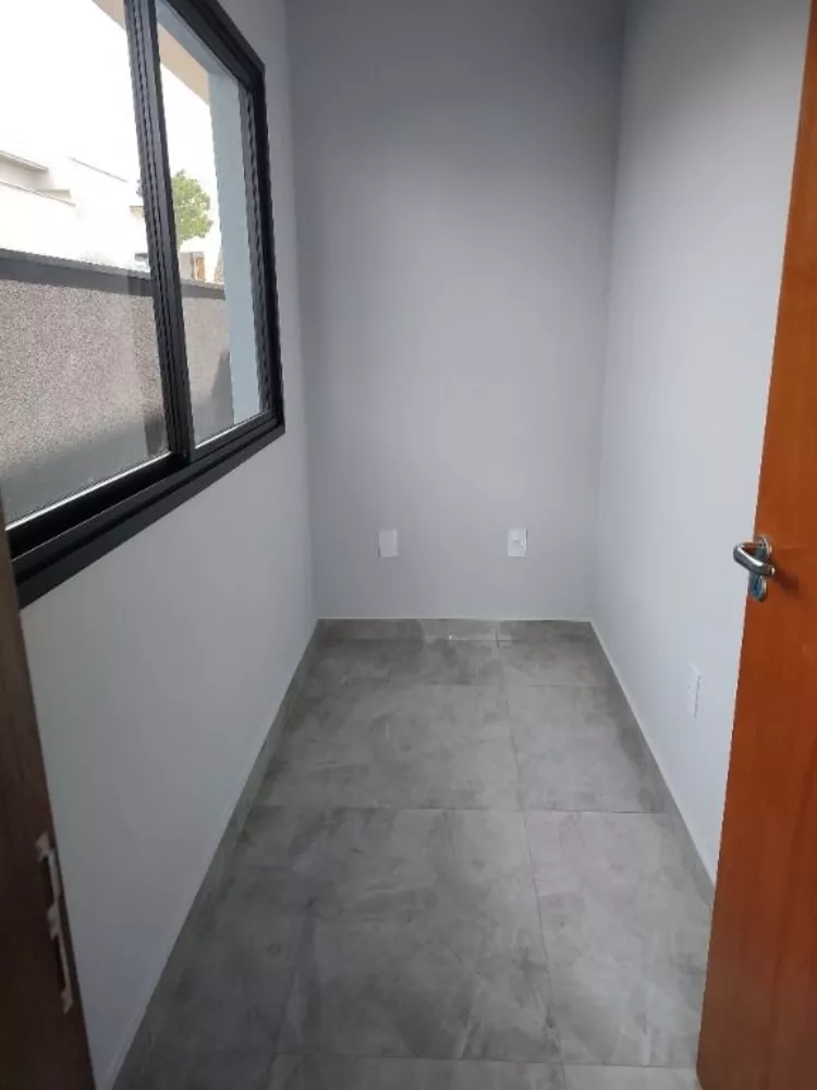 Casa à venda com 3 quartos, 300m² - Foto 7