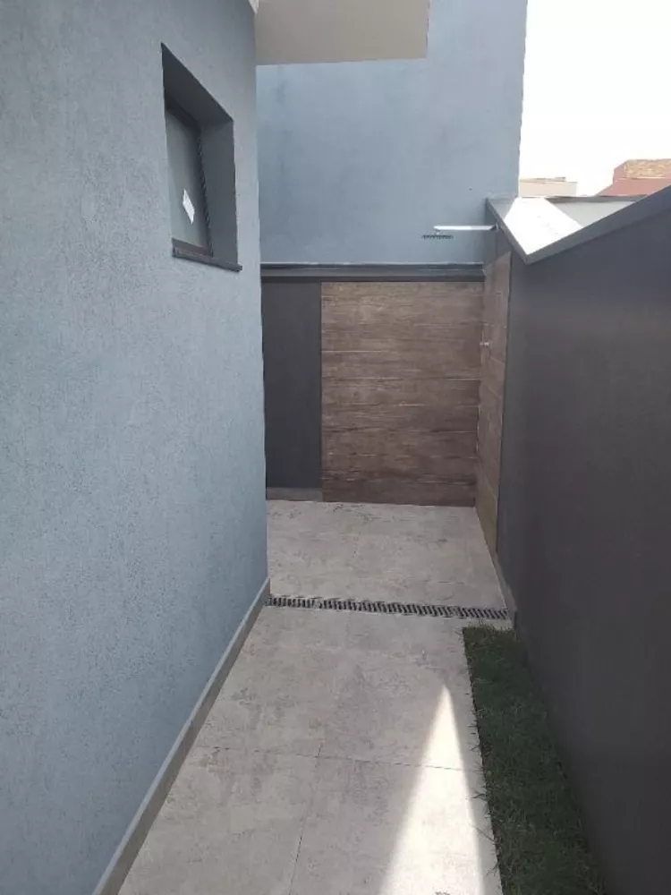 Casa à venda com 3 quartos, 300m² - Foto 11