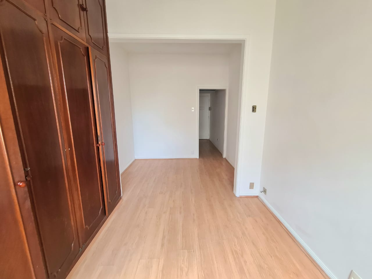 Kitnet e Studio à venda, 33m² - Foto 17