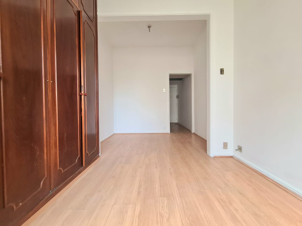 Kitnet e Studio à venda, 33m² - Foto 10